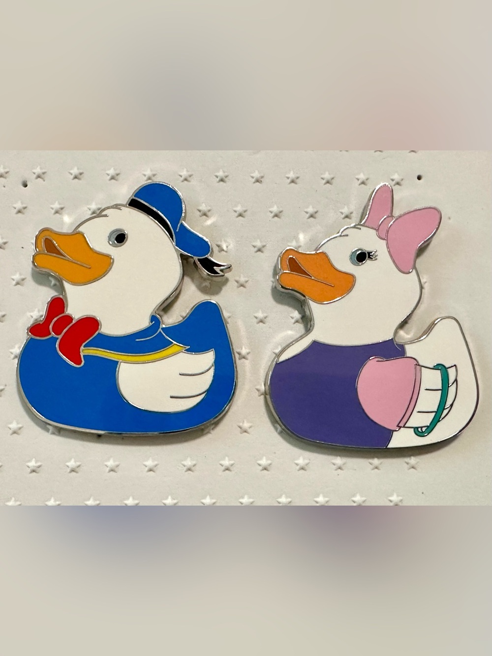 Disney Parks Duck mystery pin set of Donald and Daisy Series 1